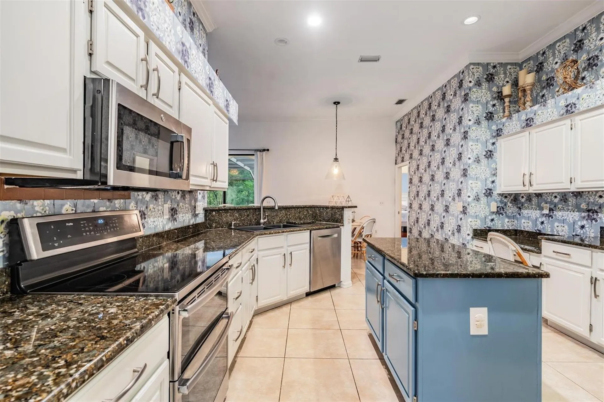9507 Larkbunting Drive Tampa FL 33647