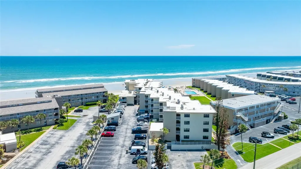 4811 Saxon Drive New Smyrna Beach FL 32169