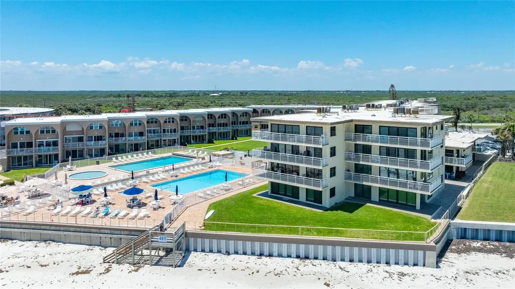 4811 Saxon Drive New Smyrna Beach FL 32169
