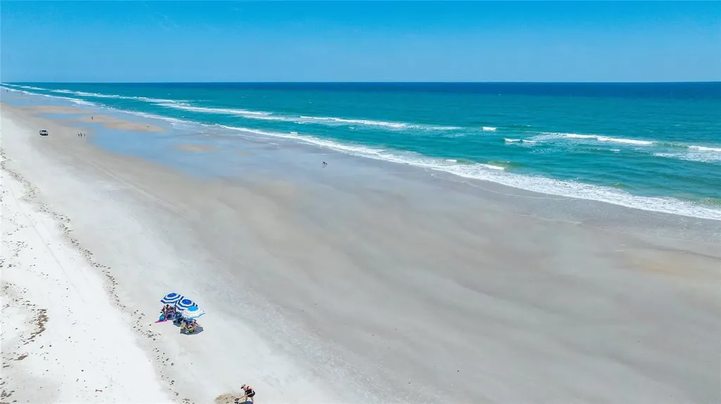 4811 Saxon Drive New Smyrna Beach FL 32169