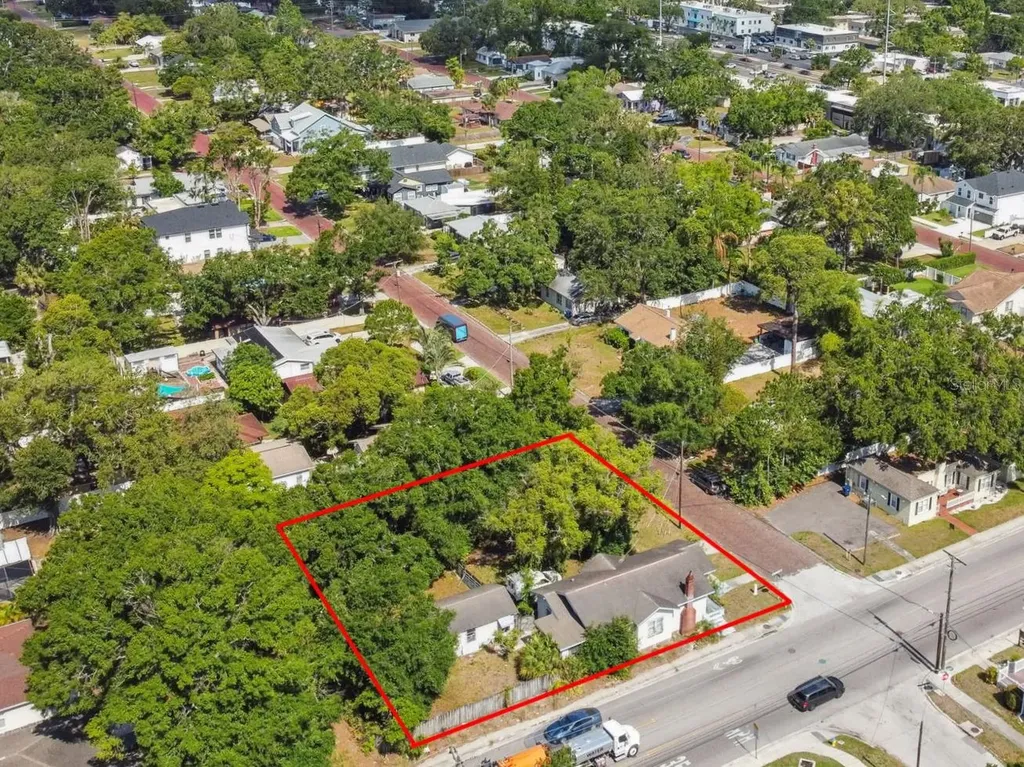 702 W Virginia Avenue Tampa FL 33603