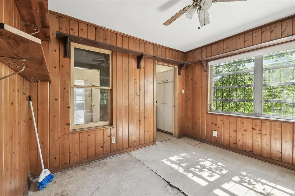 702 W Virginia Avenue Tampa FL 33603