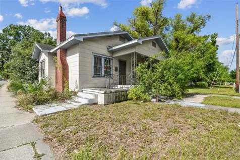 702 W Virginia Avenue Tampa FL 33603