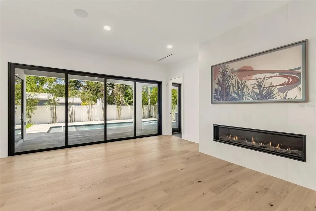 3605 W Kensington Avenue Tampa FL 33629