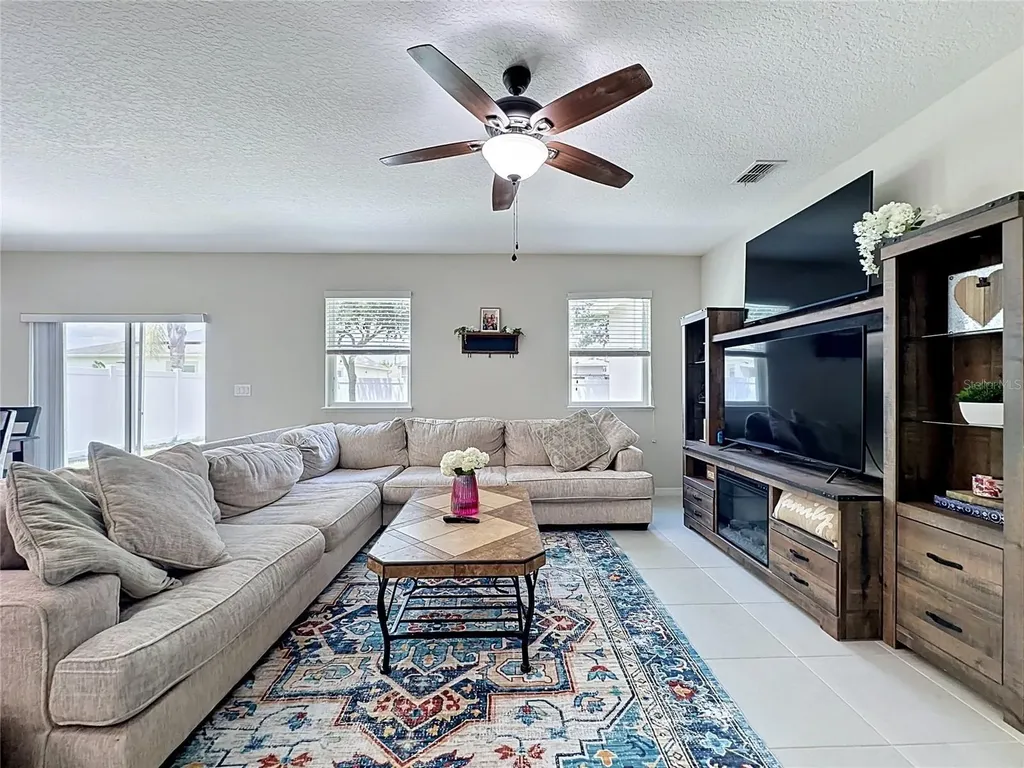 174 Cambria Grove Circle Davenport FL 33837