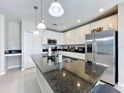 174 Cambria Grove Circle Davenport FL 33837