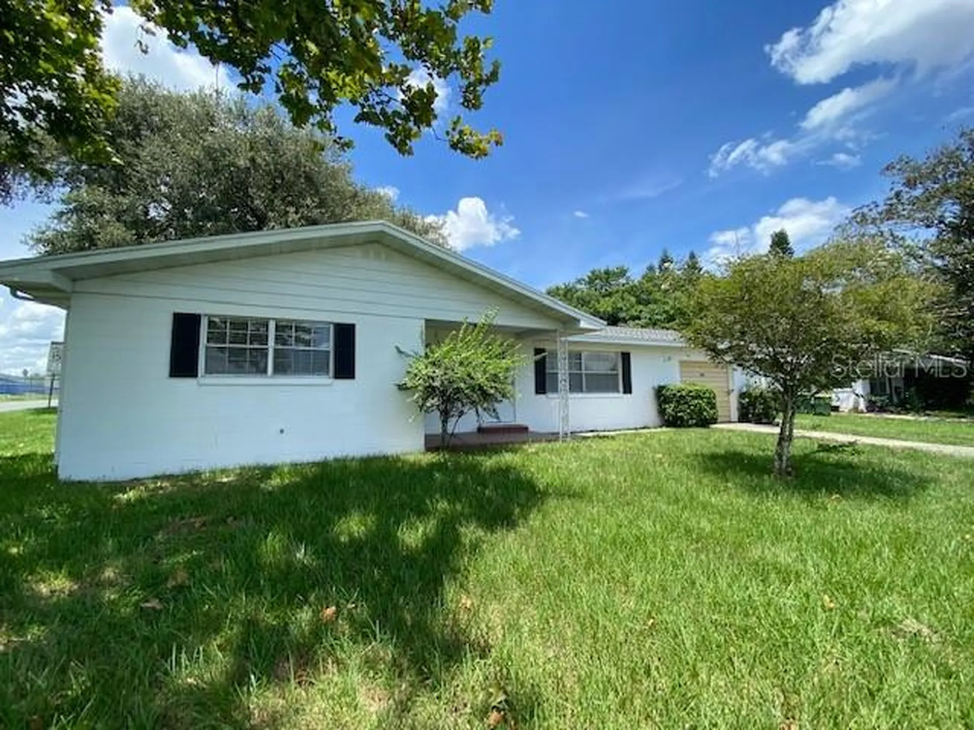 1010 Griffin Road Leesburg FL 34748
