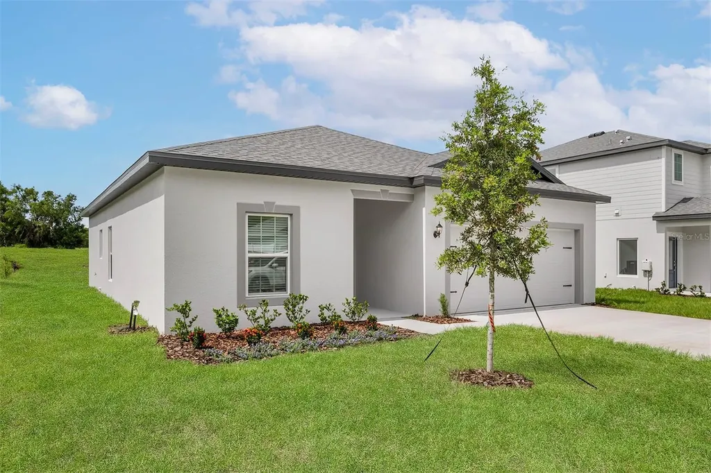 13343 Tula Loop Astatula FL 34705