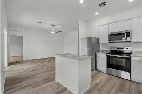 13343 Tula Loop Astatula FL 34705