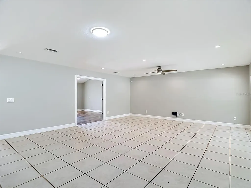 16206 Fantasia Drive Tampa FL 33624