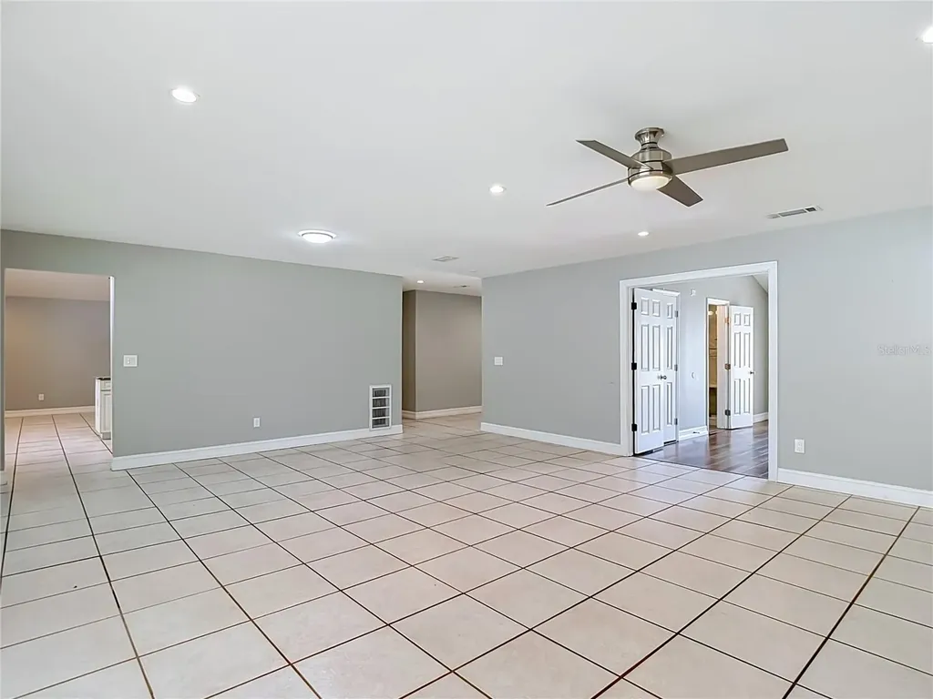 16206 Fantasia Drive Tampa FL 33624