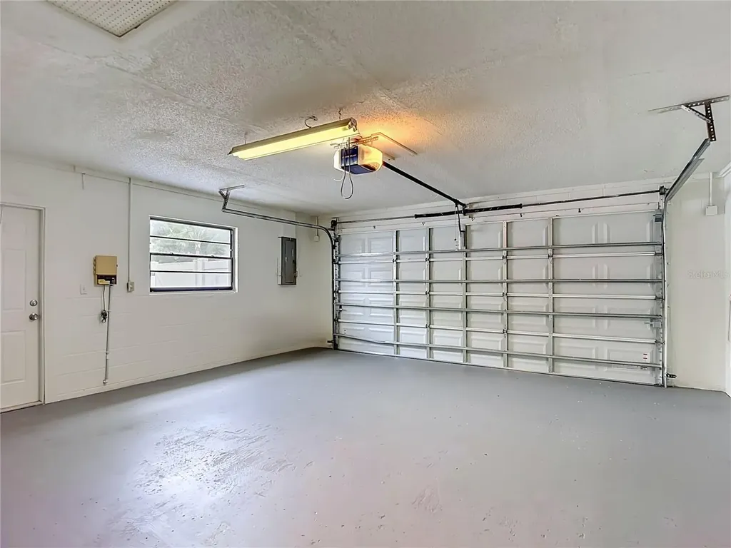 16206 Fantasia Drive Tampa FL 33624