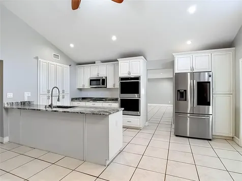 16206 Fantasia Drive Tampa FL 33624