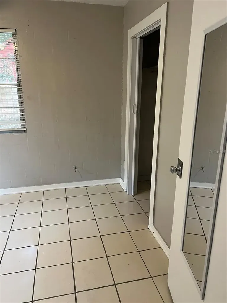 521 SE 14th Terrace Gainesville FL 32641