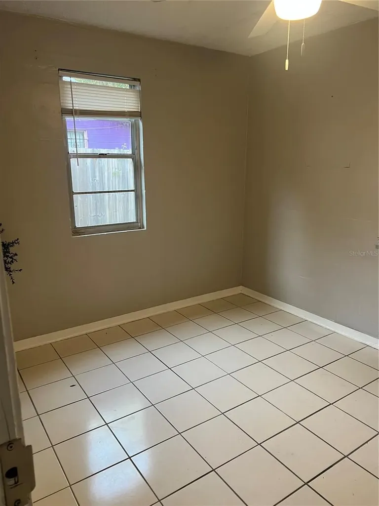 521 SE 14th Terrace Gainesville FL 32641