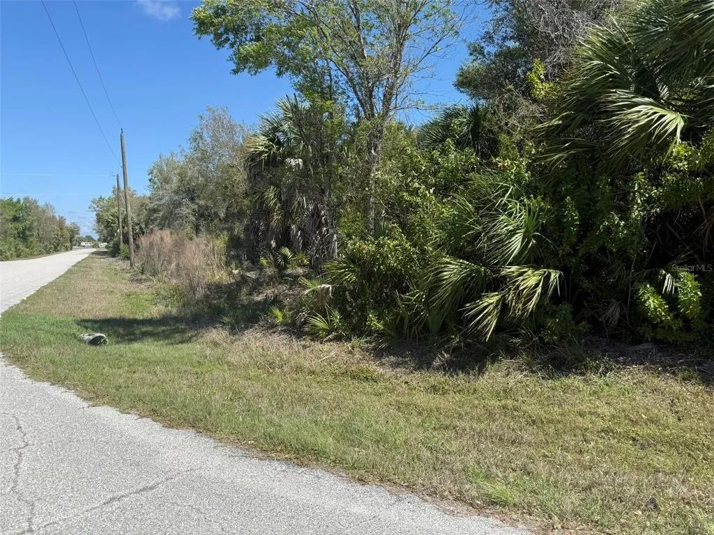 6986 Cheerful Street Port Charlotte FL 33981