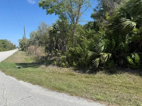 6986 Cheerful Street Port Charlotte FL 33981