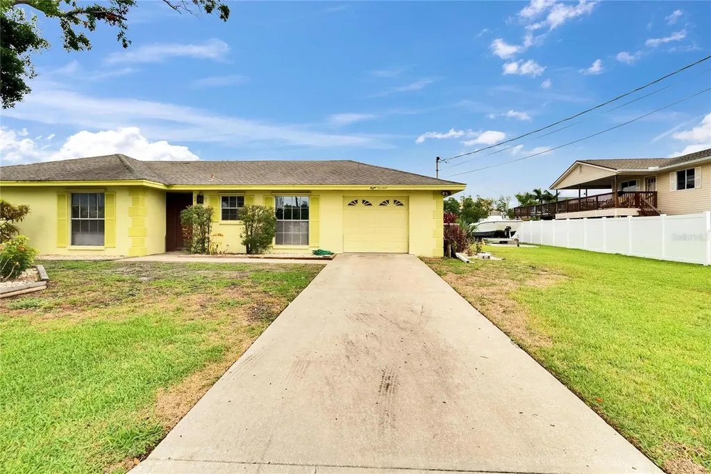 814 Seabreeze Drive Ruskin FL 33570