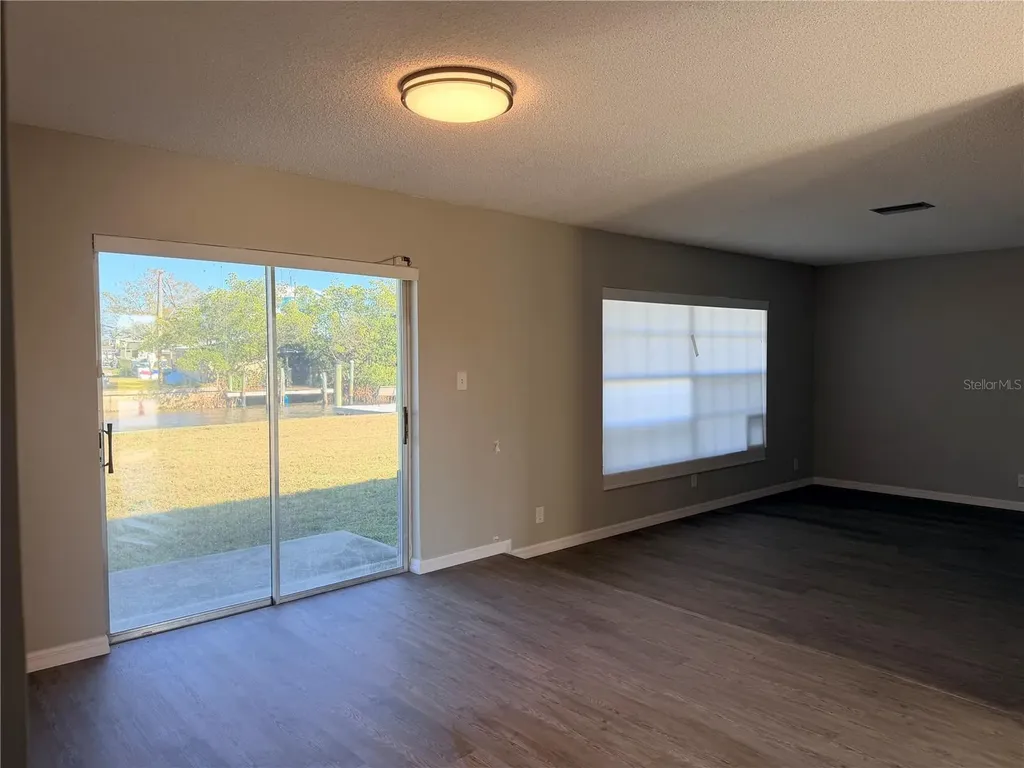 814 Seabreeze Drive Ruskin FL 33570