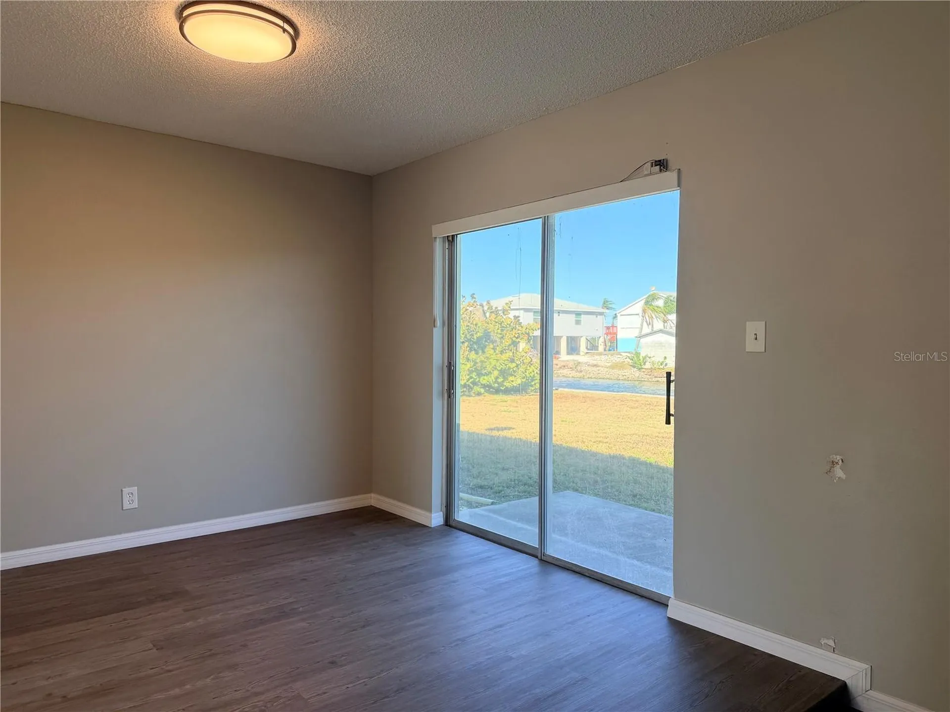814 Seabreeze Drive Ruskin FL 33570