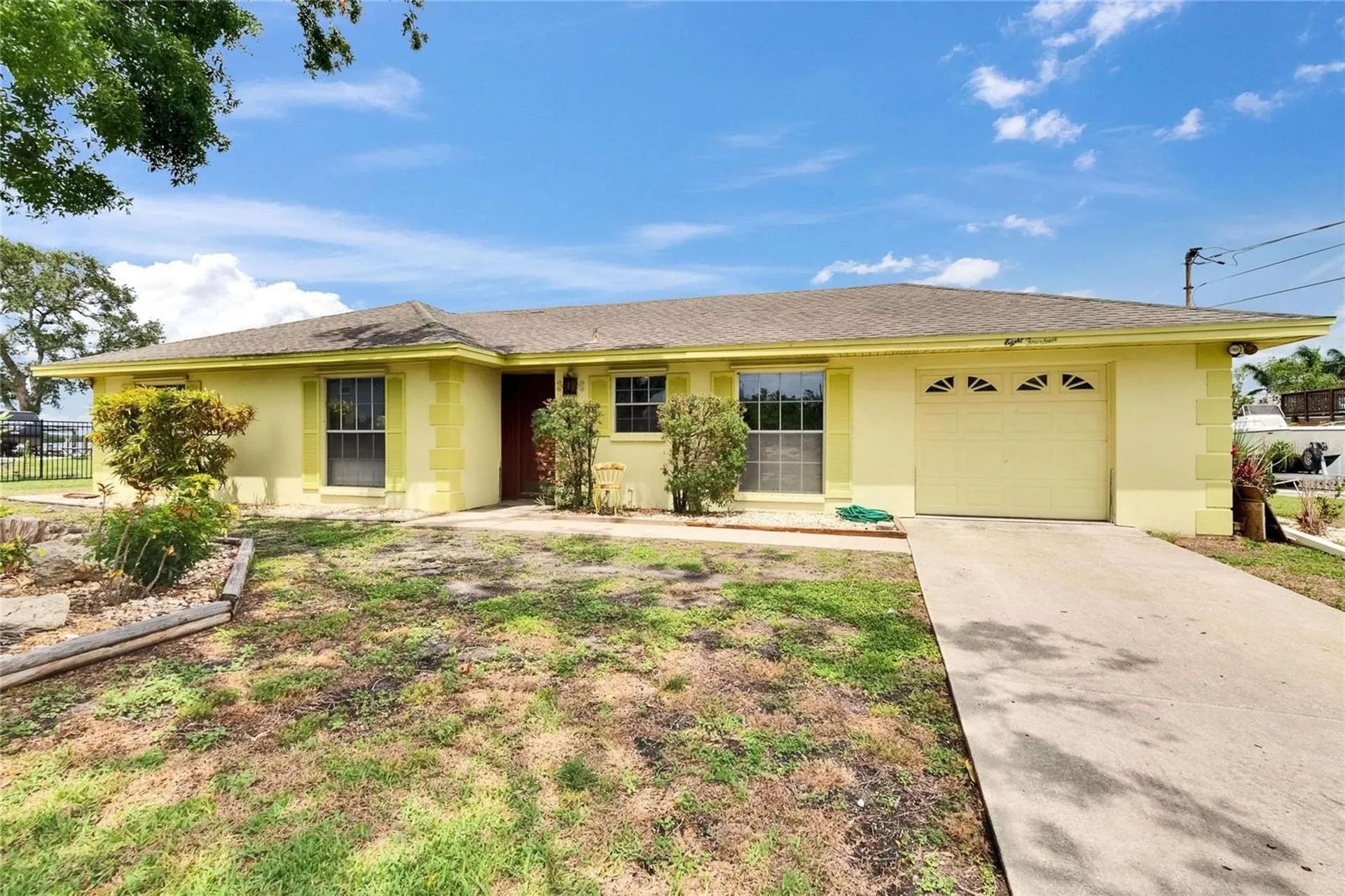814 Seabreeze Drive Ruskin FL 33570