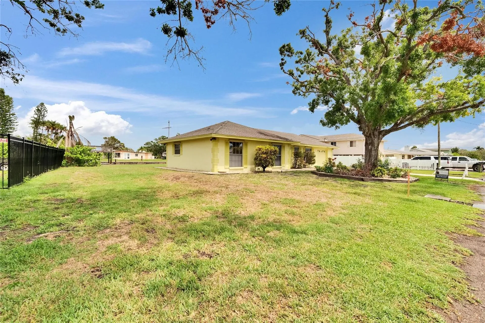 814 Seabreeze Drive Ruskin FL 33570