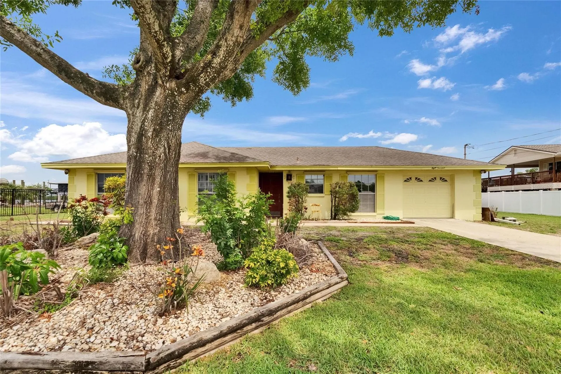 814 Seabreeze Drive Ruskin FL 33570