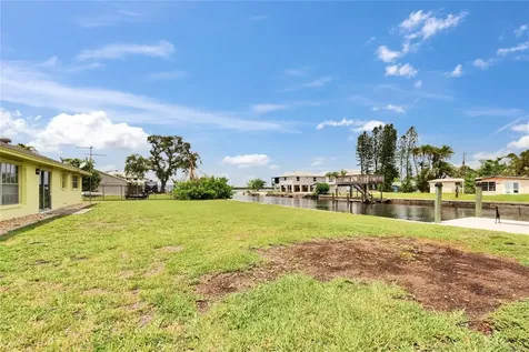 814 Seabreeze Drive Ruskin FL 33570