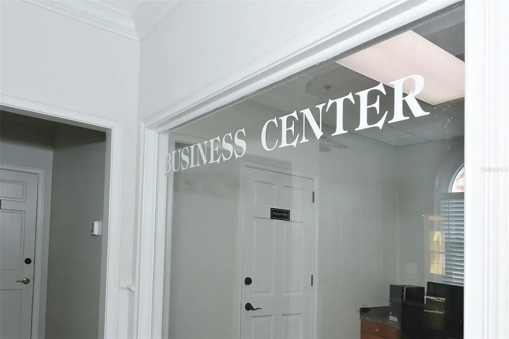 5001 Baraldi Circle Sarasota FL 34235