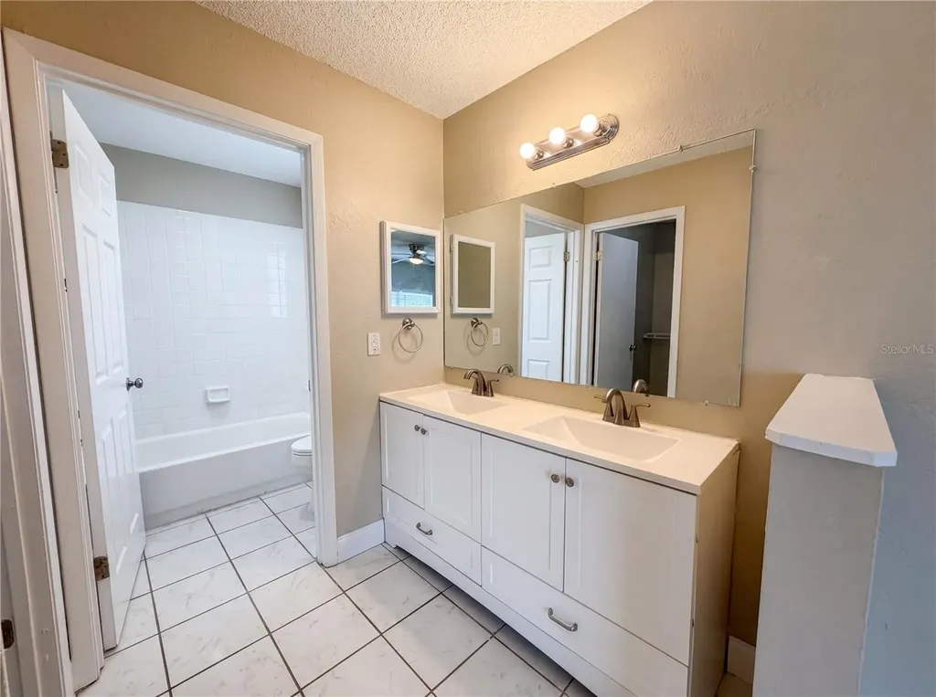 5447 Blueberry Drive Orlando FL 32811
