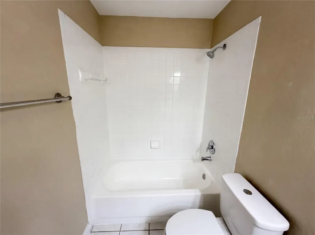 5447 Blueberry Drive Orlando FL 32811