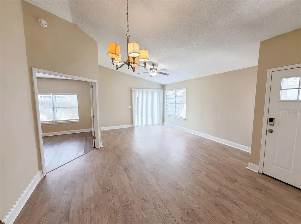 5447 Blueberry Drive Orlando FL 32811