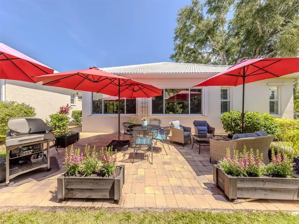 1102 Southlake Court Venice FL 34285