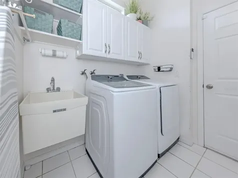 1102 Southlake Court Venice FL 34285