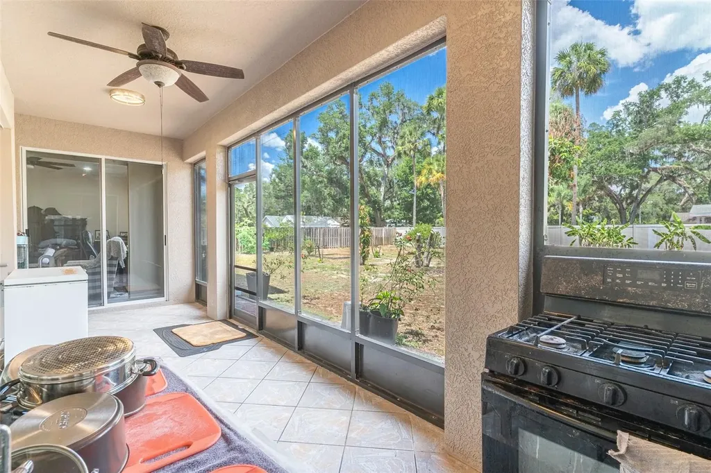 915 Hickory Fork Drive Seffner FL 33584