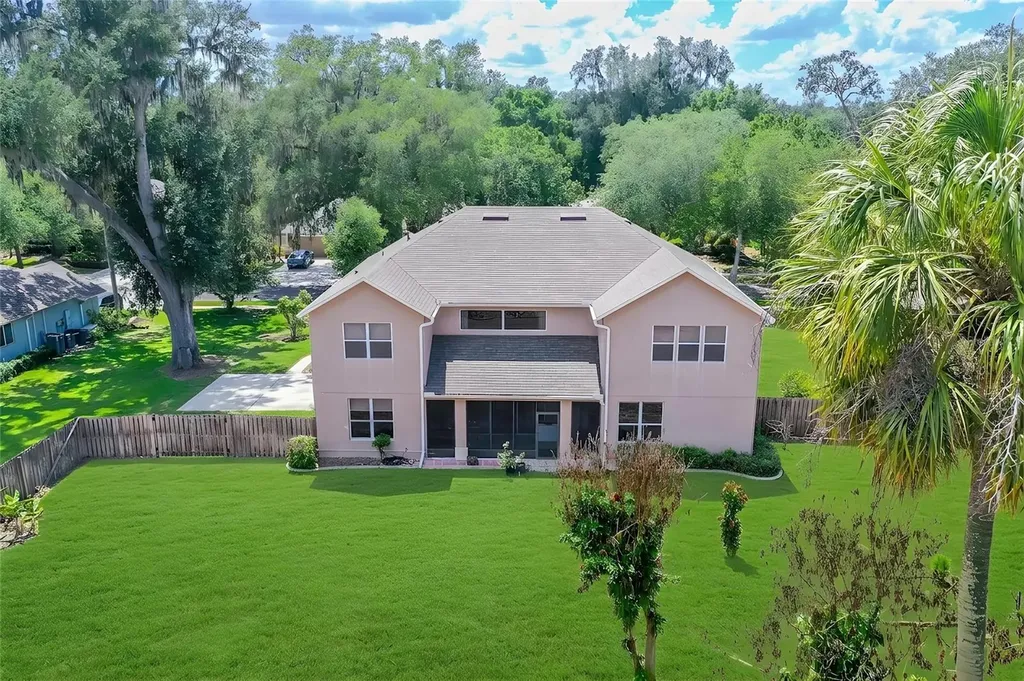 915 Hickory Fork Drive Seffner FL 33584