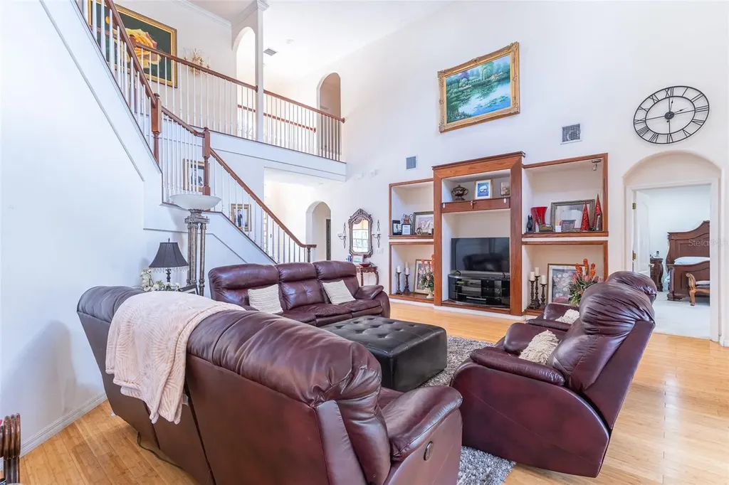915 Hickory Fork Drive Seffner FL 33584