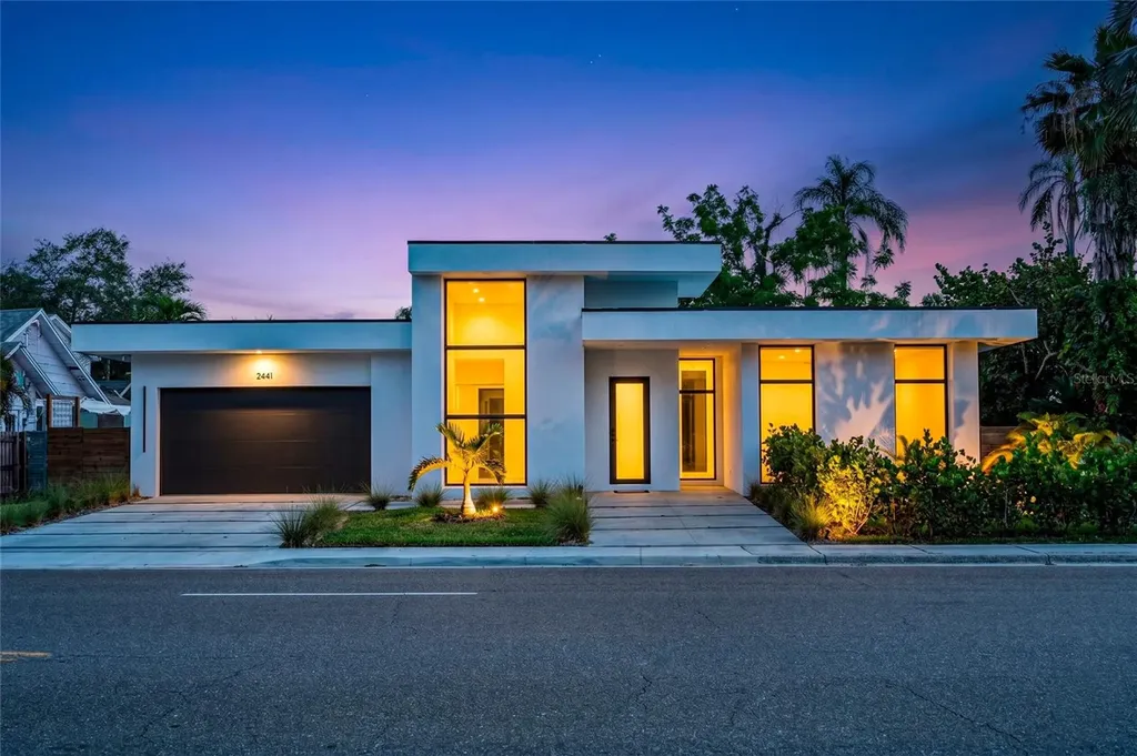 2441 Webber Street Sarasota FL 34239