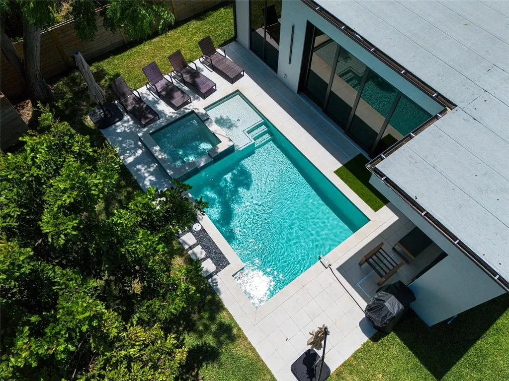 2441 Webber Street Sarasota FL 34239