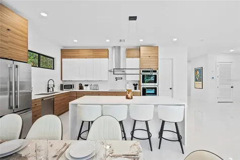 2441 Webber Street Sarasota FL 34239