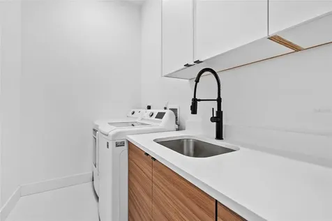2441 Webber Street Sarasota FL 34239
