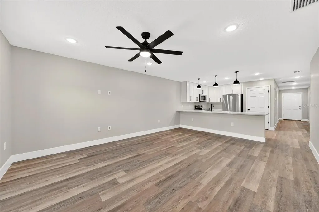 32635 Vista Avenue Leesburg FL 34788