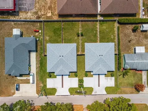 32635 Vista Avenue Leesburg FL 34788