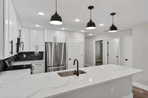 32635 Vista Avenue Leesburg FL 34788