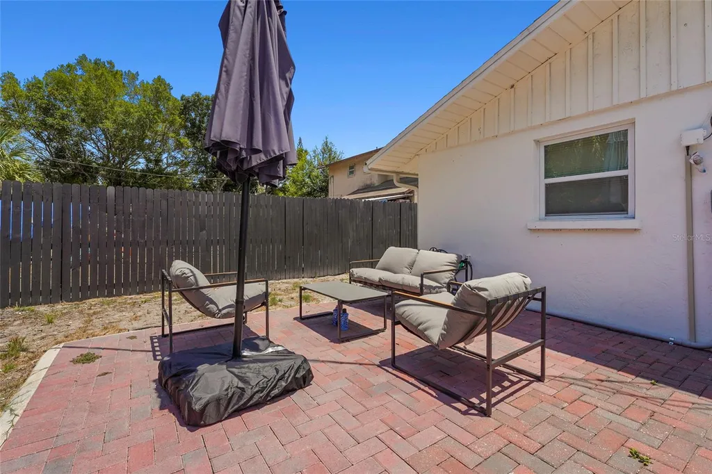 831 Winter Garden Drive Sarasota FL 34243