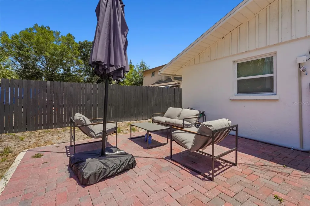 831 Winter Garden Drive Sarasota FL 34243