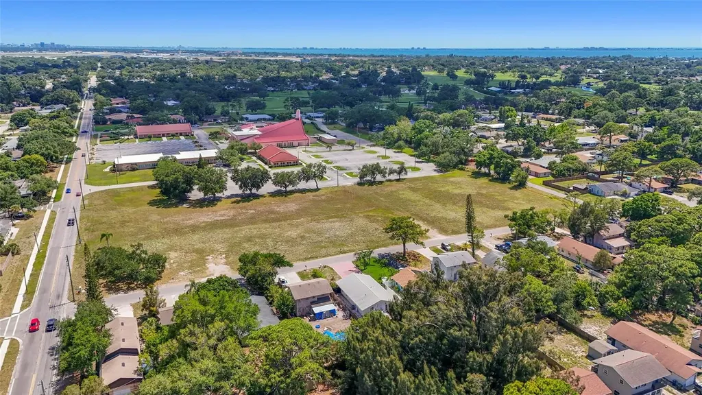 831 Winter Garden Drive Sarasota FL 34243