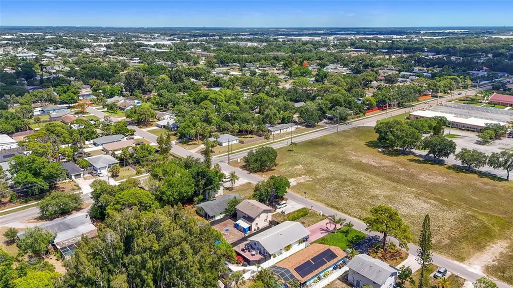 831 Winter Garden Drive Sarasota FL 34243