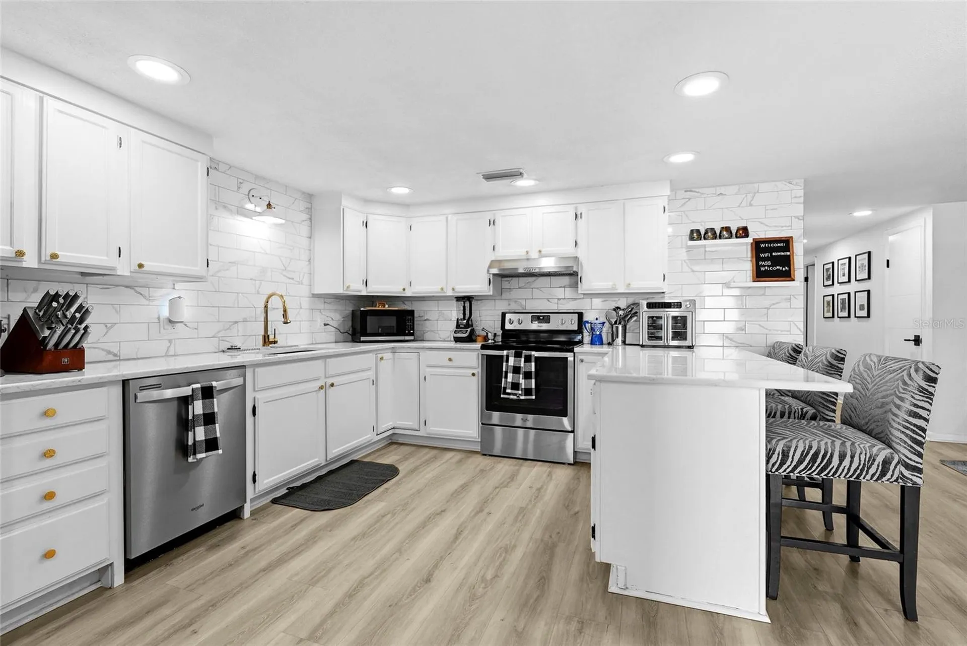 831 Winter Garden Drive Sarasota FL 34243