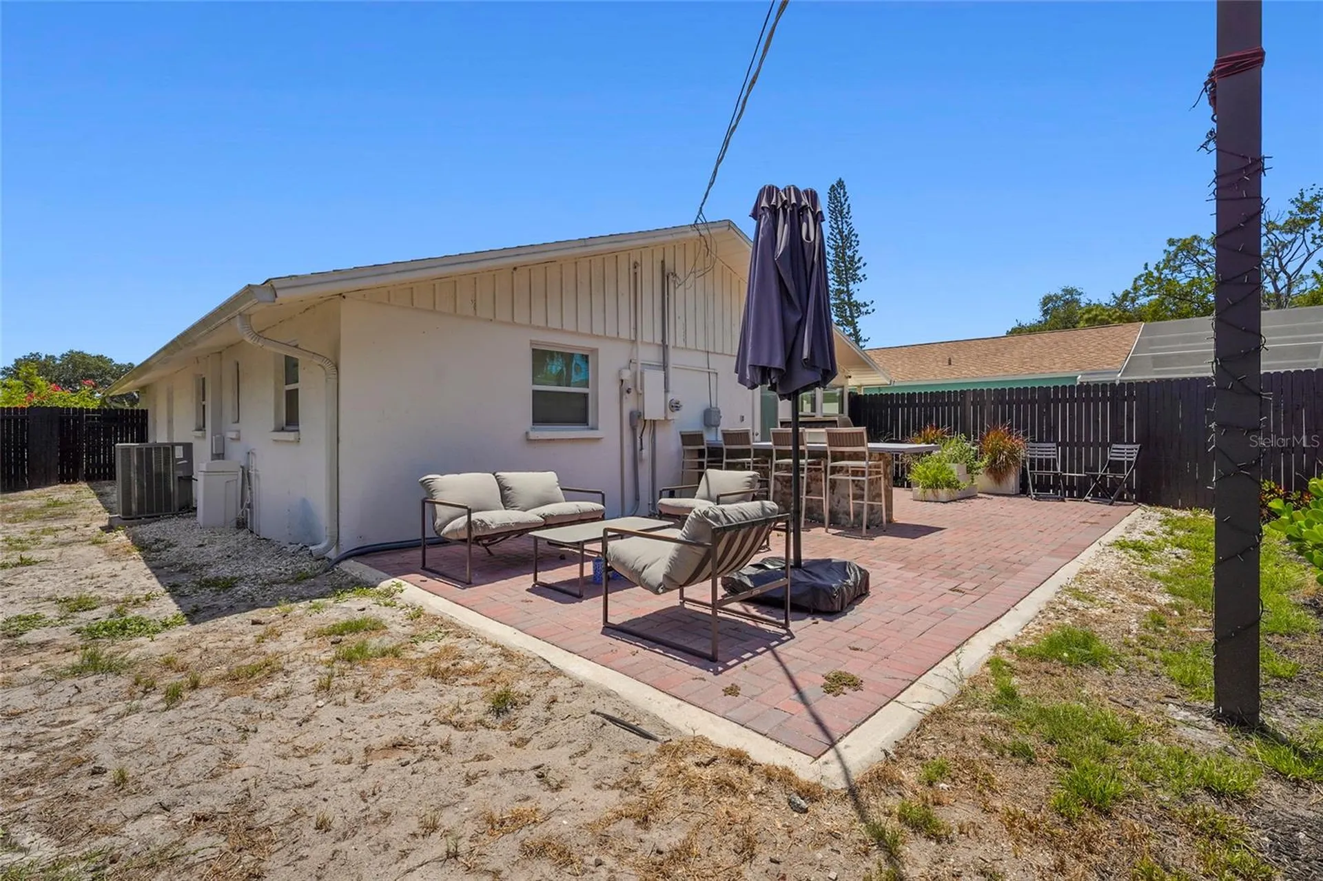 831 Winter Garden Drive Sarasota FL 34243